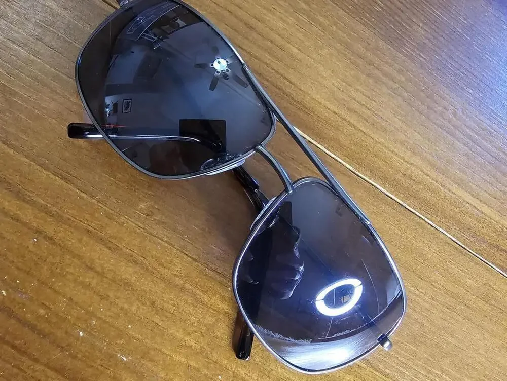 Classic Aviator Style Sunglasses with Dark Lenses
